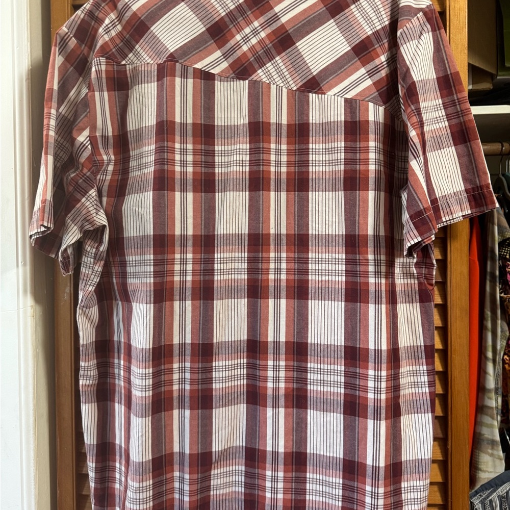 Volcom Rust, Burgundy and White Plaid Shirt XL, NWOT - Picture 3 of 4